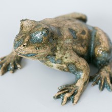 MAGDALENA żaba rzeźba